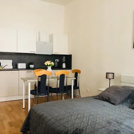 Modern Cozy In Apartment
