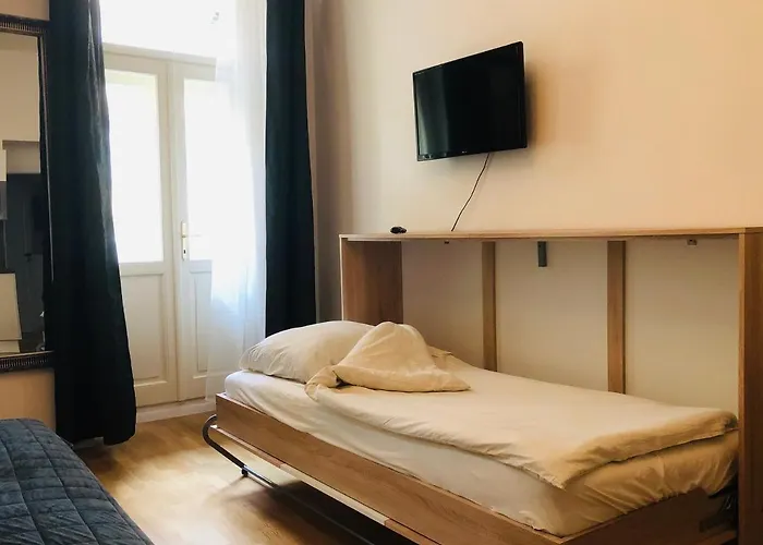 Modern Cozy In Daire Prag